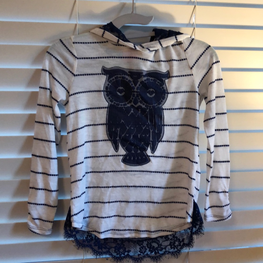 EUC!! Long sleeve shirt/sweater ** Girls L